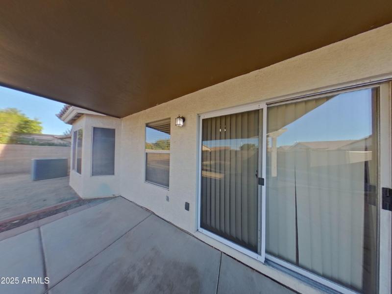 26_pc_WwqbTIiObL_rFLHiNuzTZ_center_0