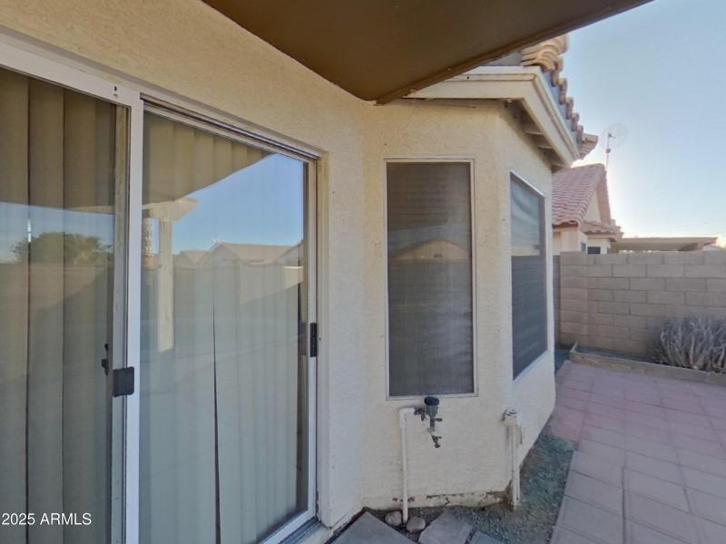 27_pc_WwqbTIiObL_rFLHiNuzTZ_center_1