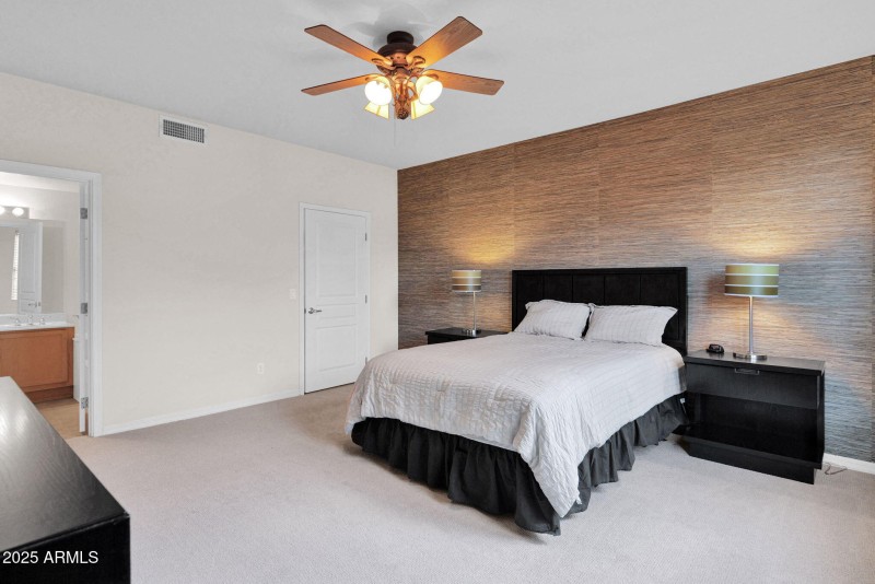 Primary suite