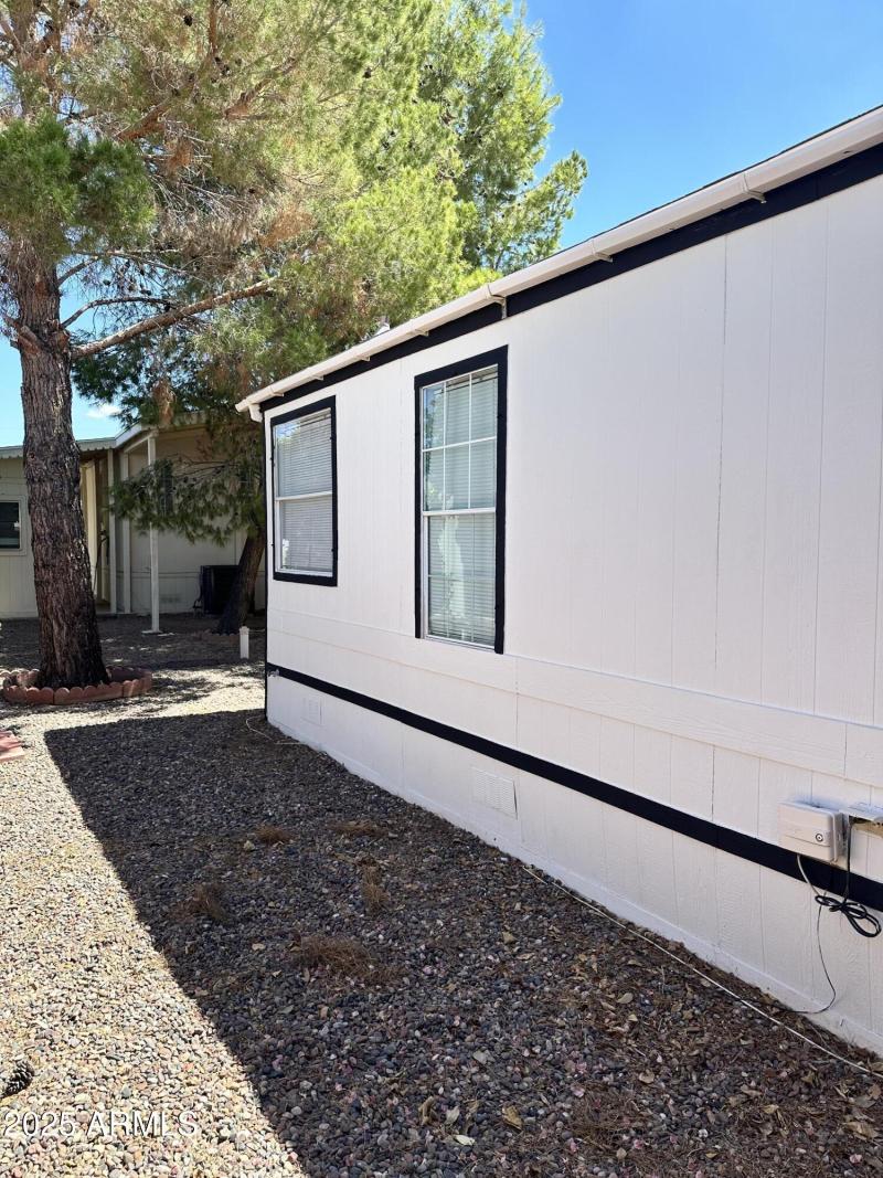 CDAD2A93-EBEA-4E9D-8992-352BB7A4390B