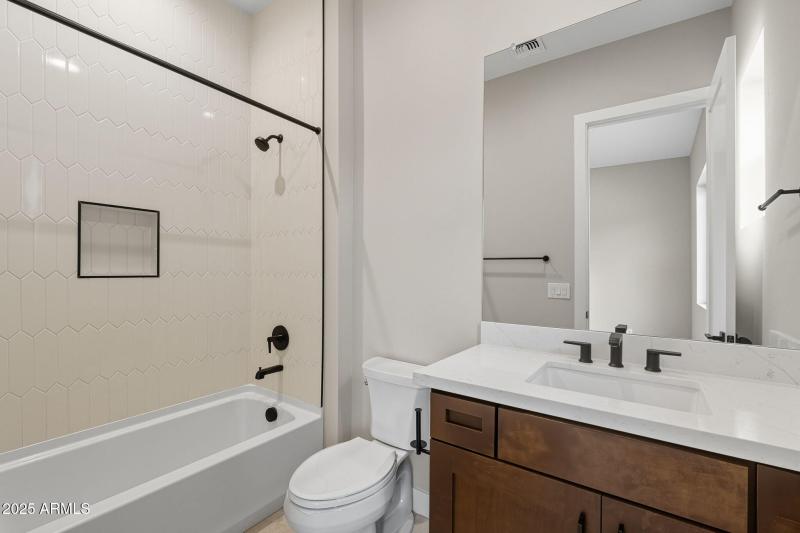 25-web-or-mls-218th-25