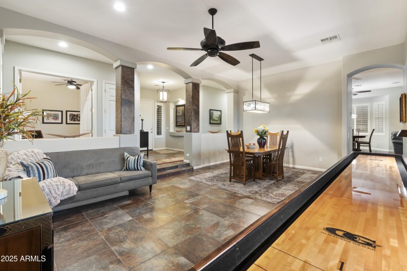 Living Room / Dining Room