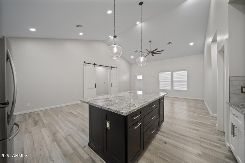 Kitchen (1)
