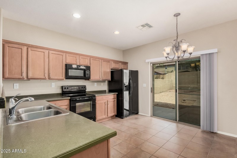 Kitchen 1