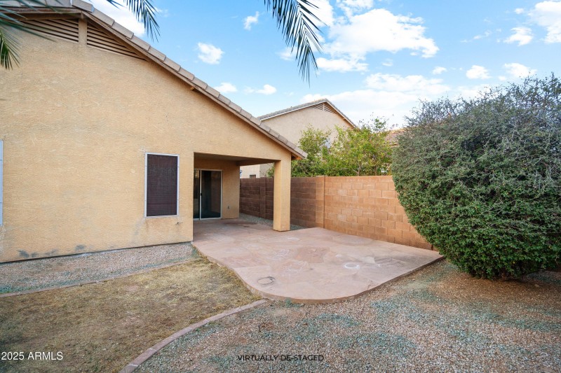 Oster Dr. Backyard 2 -Virtually De-Stage