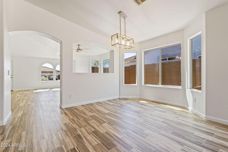 14-web-or-mls-Done Interior-20