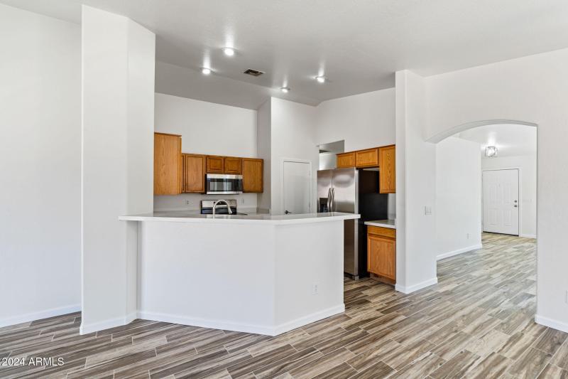 20-web-or-mls-Done Interior-32