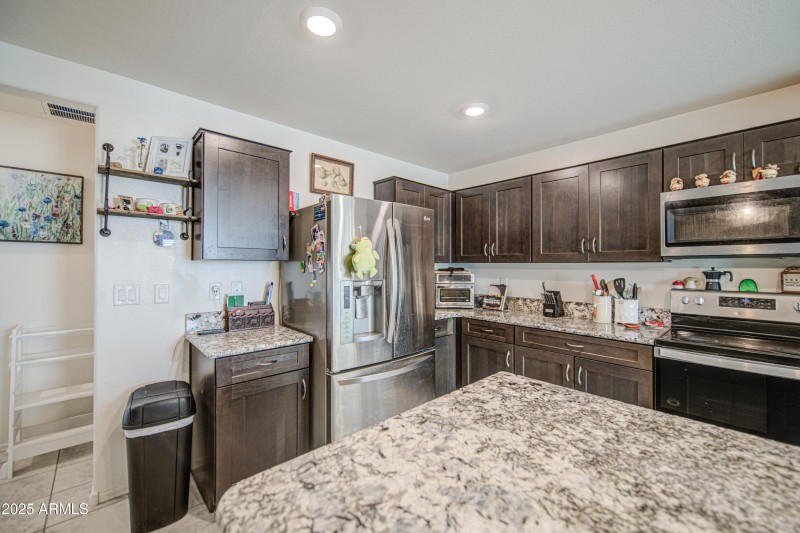 Kitchen 5