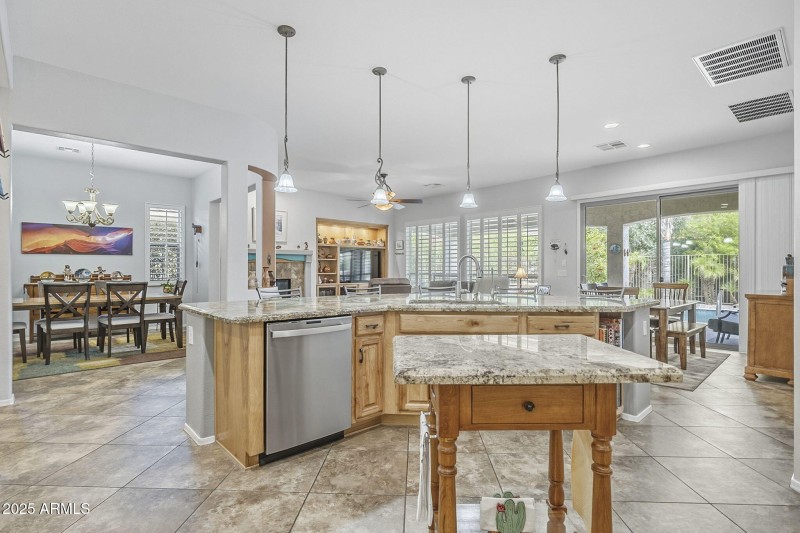 4644 E Sourwood