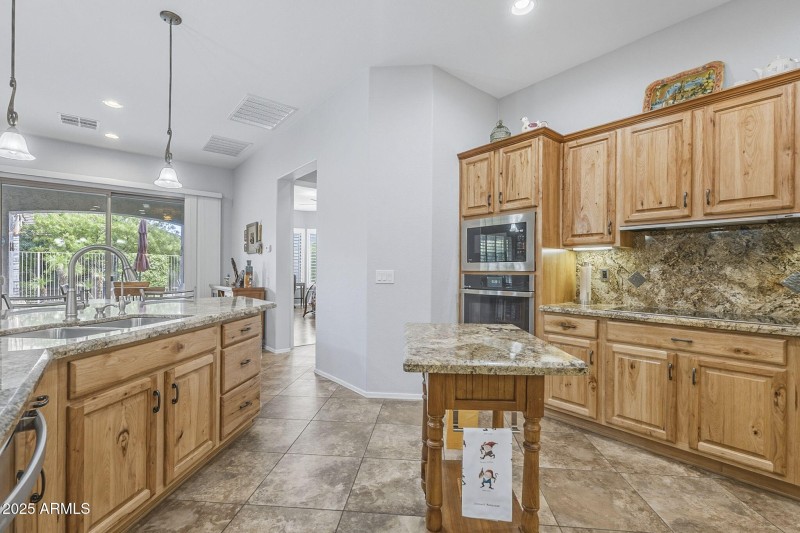 4644 E Sourwood