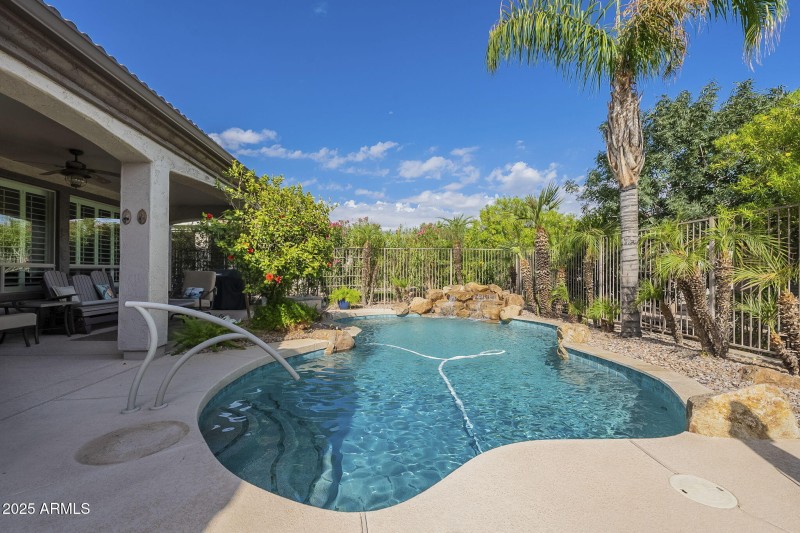 4644 E Sourwood