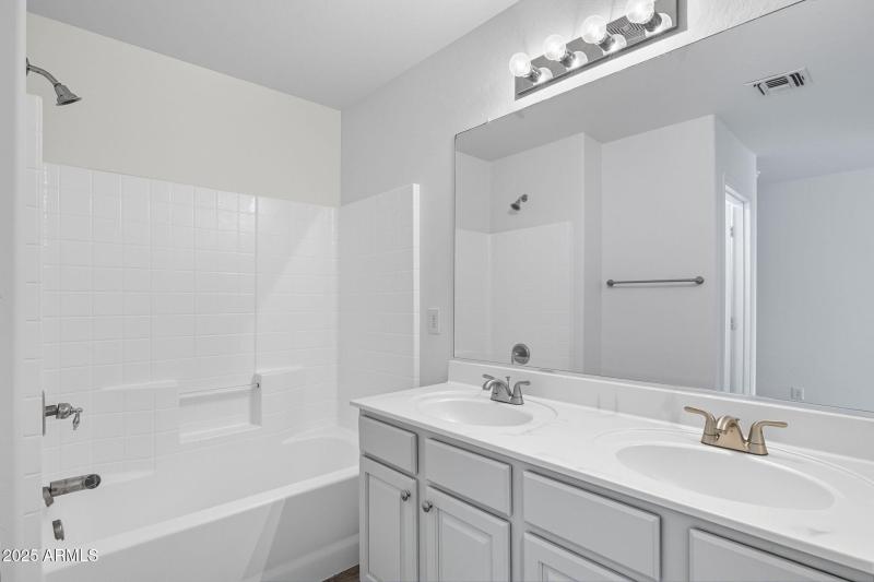 25-web-or-mls-Payson-25