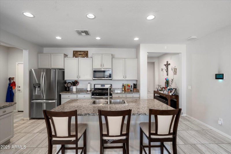 13-Kitchen