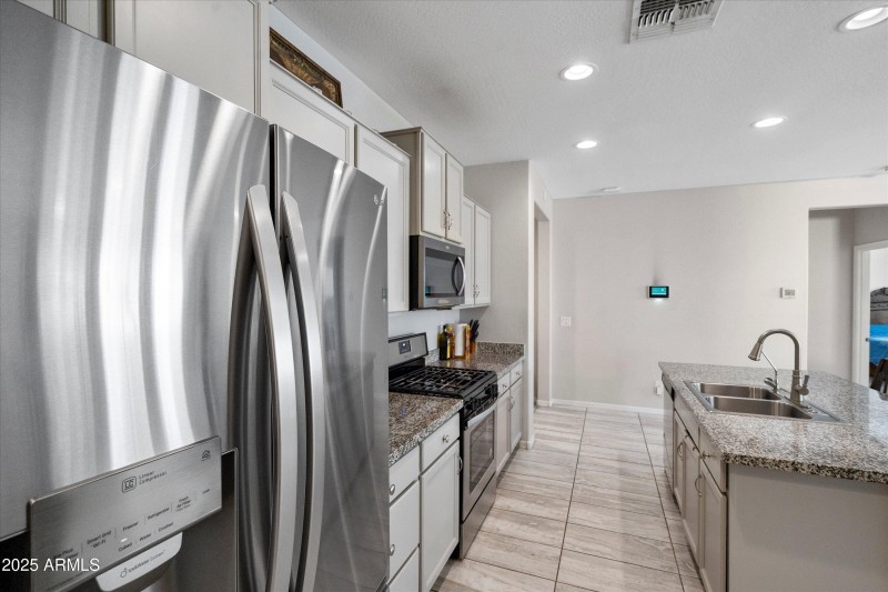 19-Kitchen