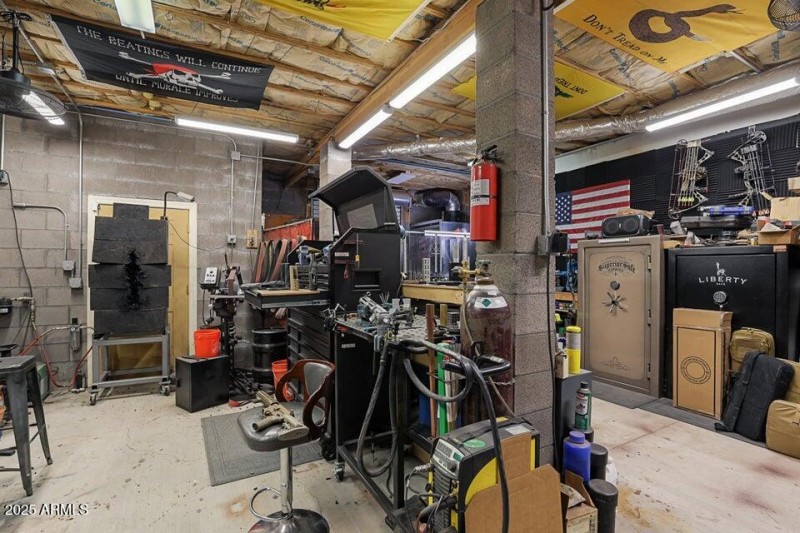 Large Shop