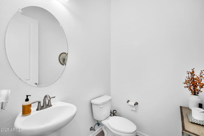 32-web-or-mls-22780 E Orion Way-37