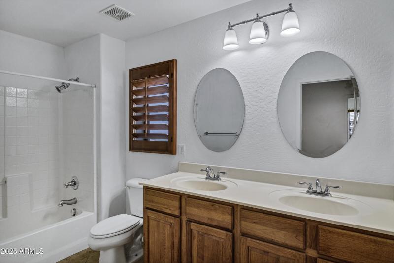 3828 E Trigger Way-19