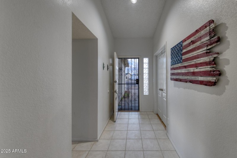 088008-4993 Santiago Court