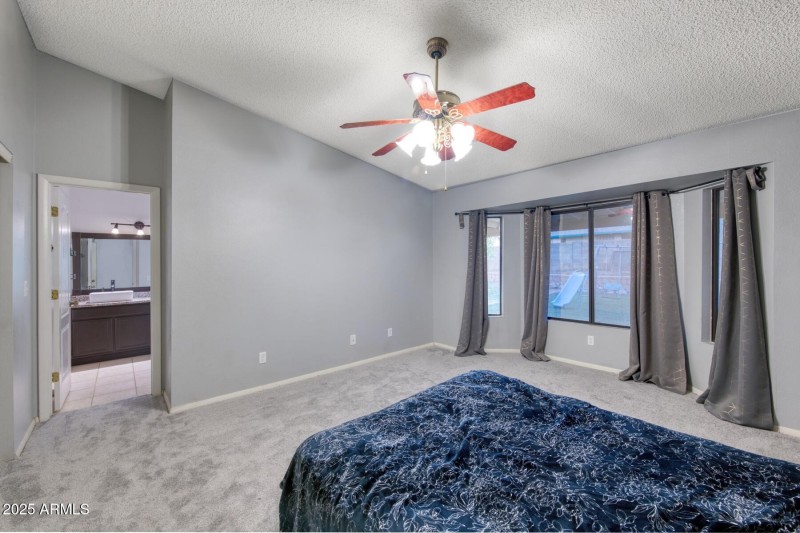 088148-4993 Santiago Court