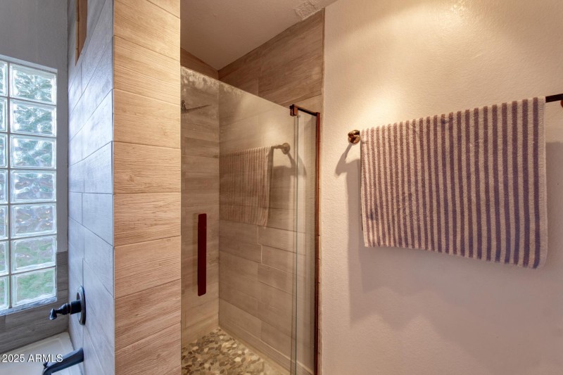 088178-4993 Santiago Court