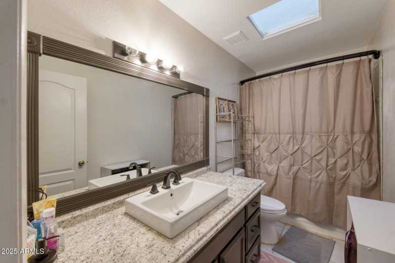 088243-4993 Santiago Court