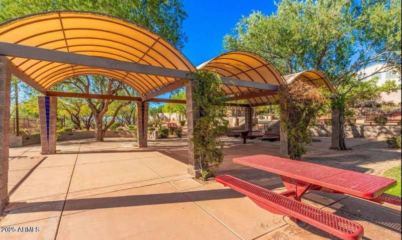 Tramonto Community Ameneties