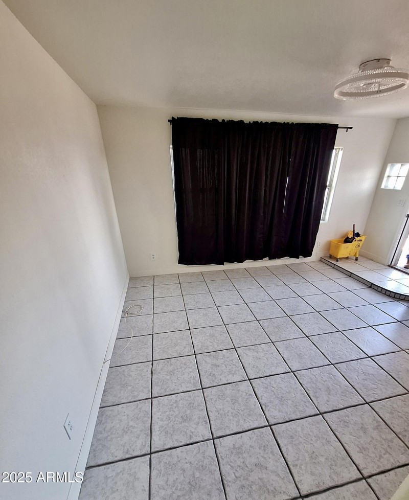 7752963978951038102 (1)