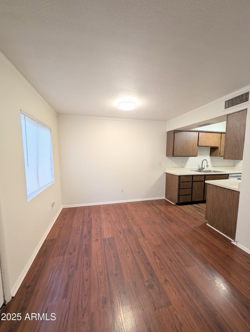 Palomino dining area