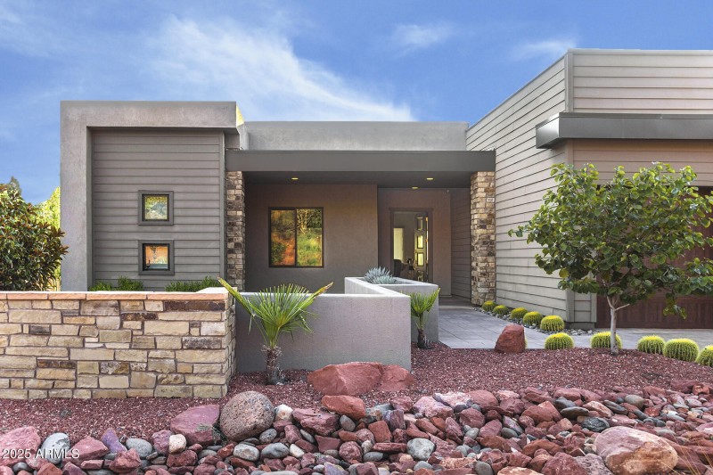 1 FRONT ENTRY (1)