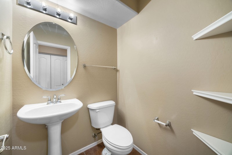 28-web-or-mls-1784-s-seton-ave