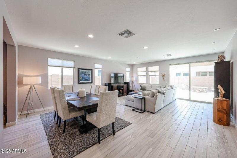 20250312165433385747000000-o