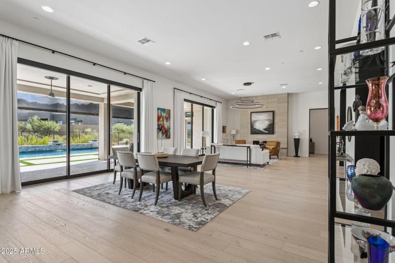 15-web-or-mls-12885-e-rosewood-dr