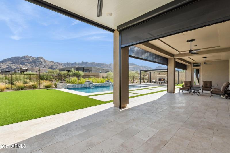 50-web-or-mls-12885-e-rosewood-dr