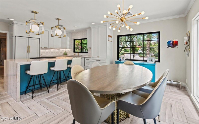 11-4721 E Calle Redonda 11