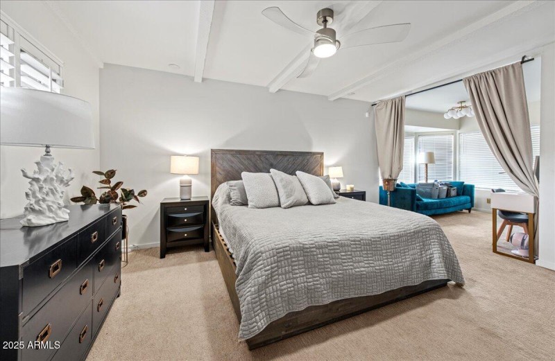 24-4721 E Calle Redonda 24