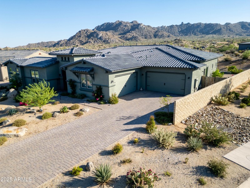 13307 E SAND HILLS RD