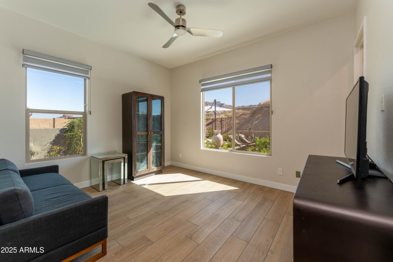Second bedroom