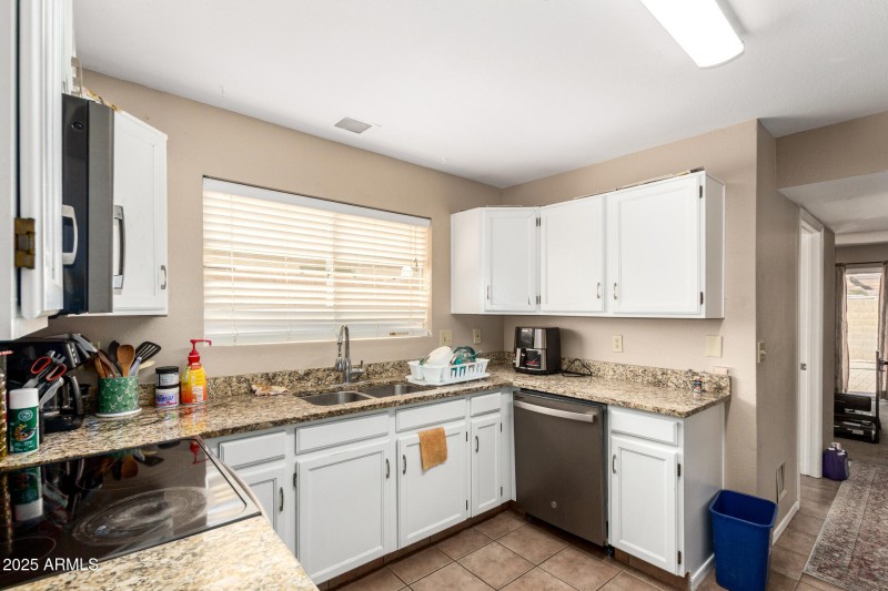 Kitchen2