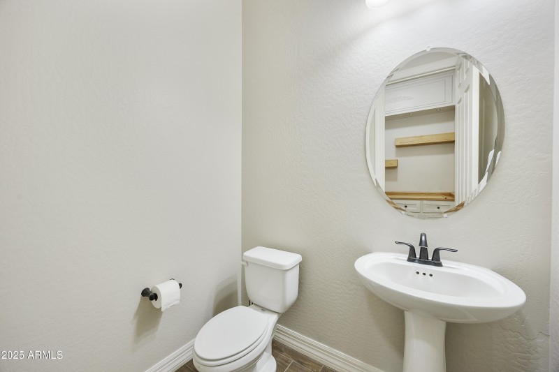 Powder room