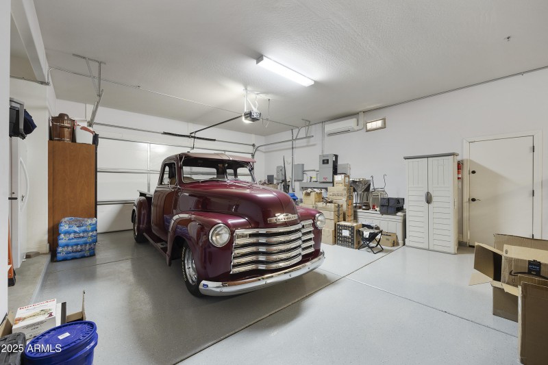 3 Car garage!