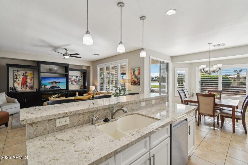 14-web-or-mls-N 155th Dr-04042025-012