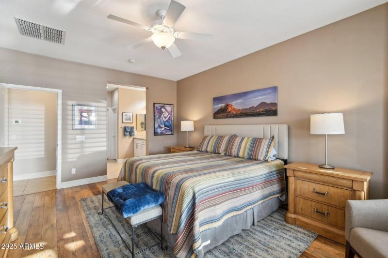 20-web-or-mls-N 155th Dr-04042025-018