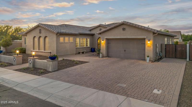 PAVER DRIVEWAY AND WALKWAY