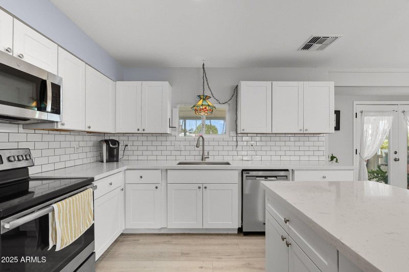 12-web-or-mls-129th-9