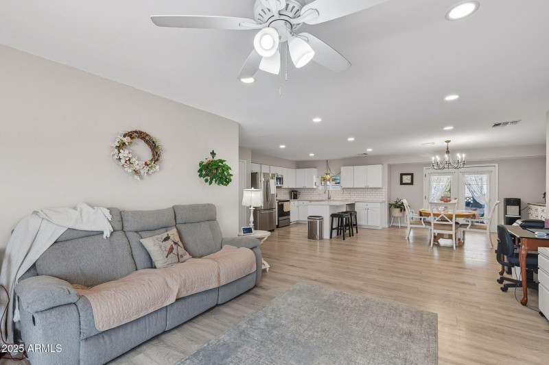 4-web-or-mls-129th-19