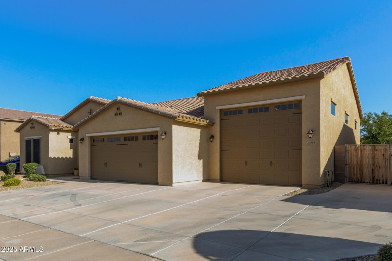 RV Garage