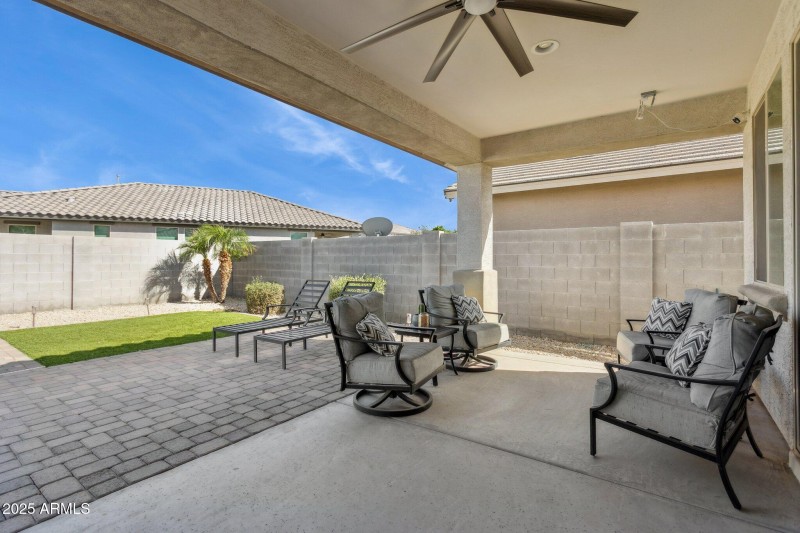 27-web-or-mls-19081-n-jameson-dr