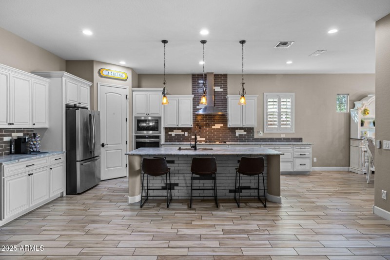 Dazzling Kitchen