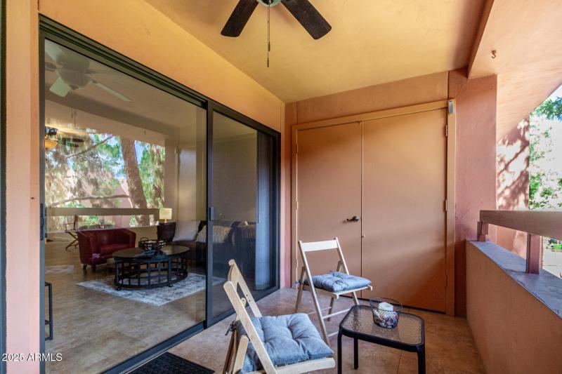 13 - Paradise Village