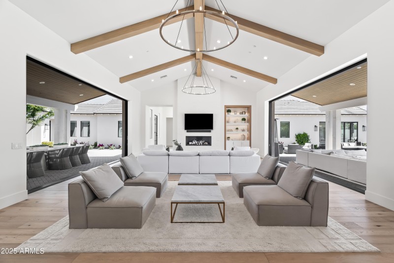 Lounge + Great Room